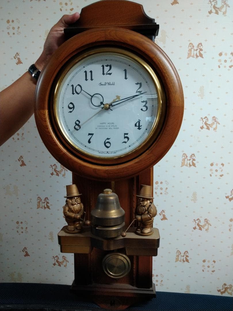 Small World 木製掛時計 ベル付き