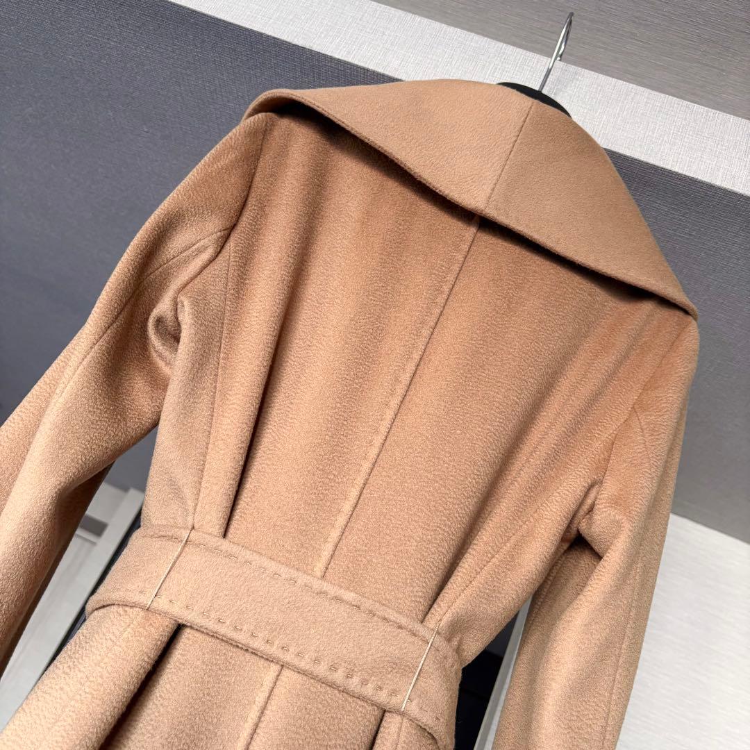 新品同様‼️ マックスマーラ 艶感美しい ショールカラーベルテッドコート