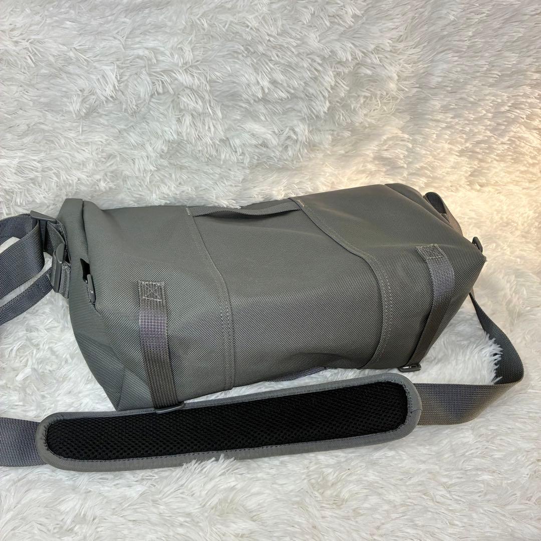 【美品】TIMBUK2 Classic messenger bag s グレー