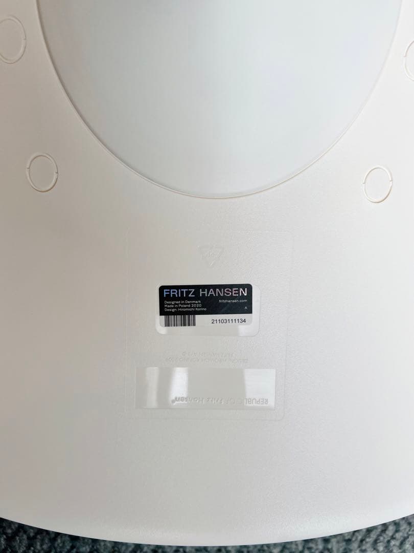 FRITZ HANSEN：RINリンチェア（ホワイト・ピンク）【正規品・希少】