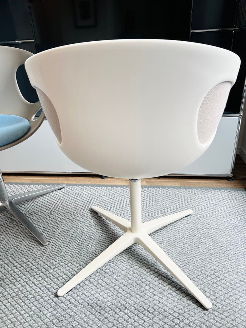 FRITZ HANSEN：RINリンチェア（ホワイト・ピンク）【正規品・希少】