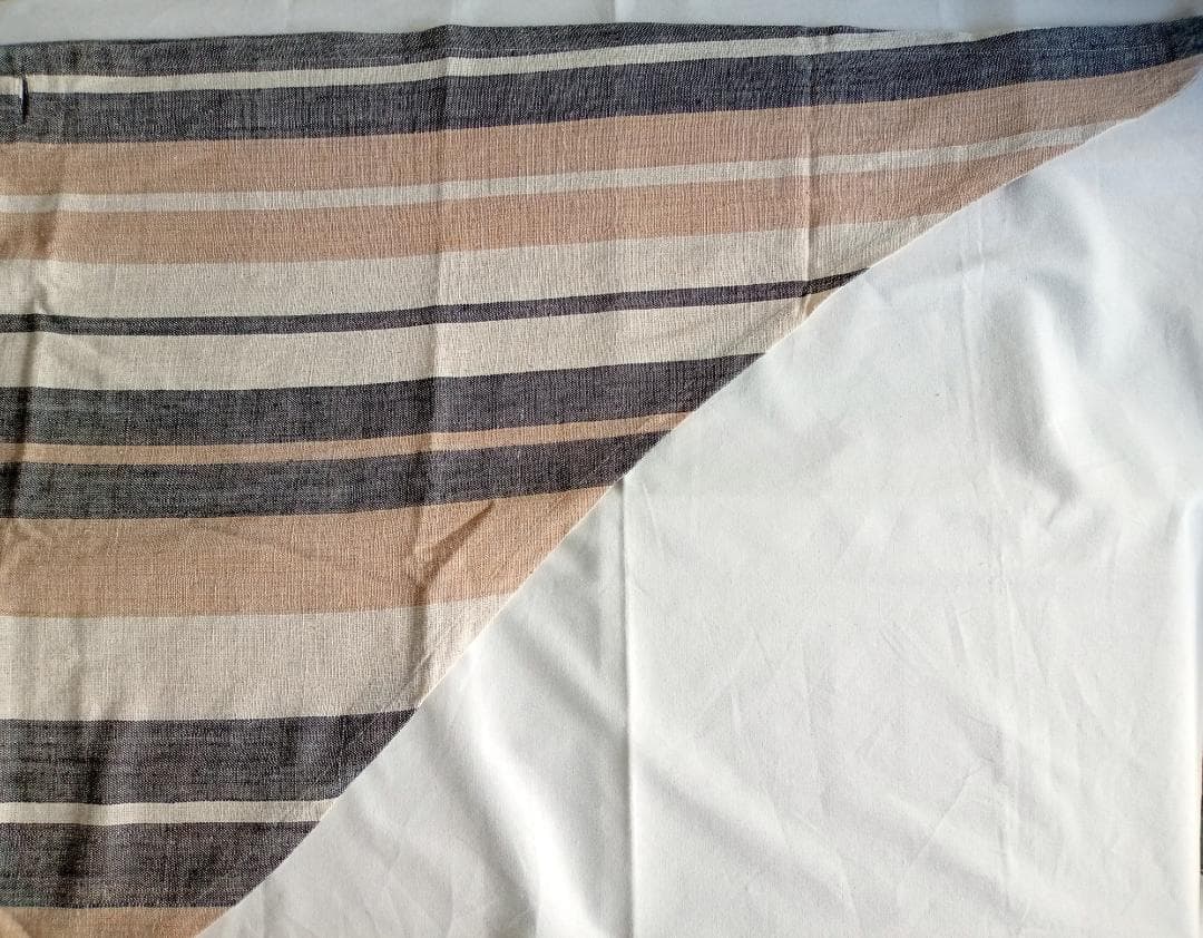 新品　うさと　Usaato　手紡ぎ　草木染め　ストール　巻きスカート　膝掛け