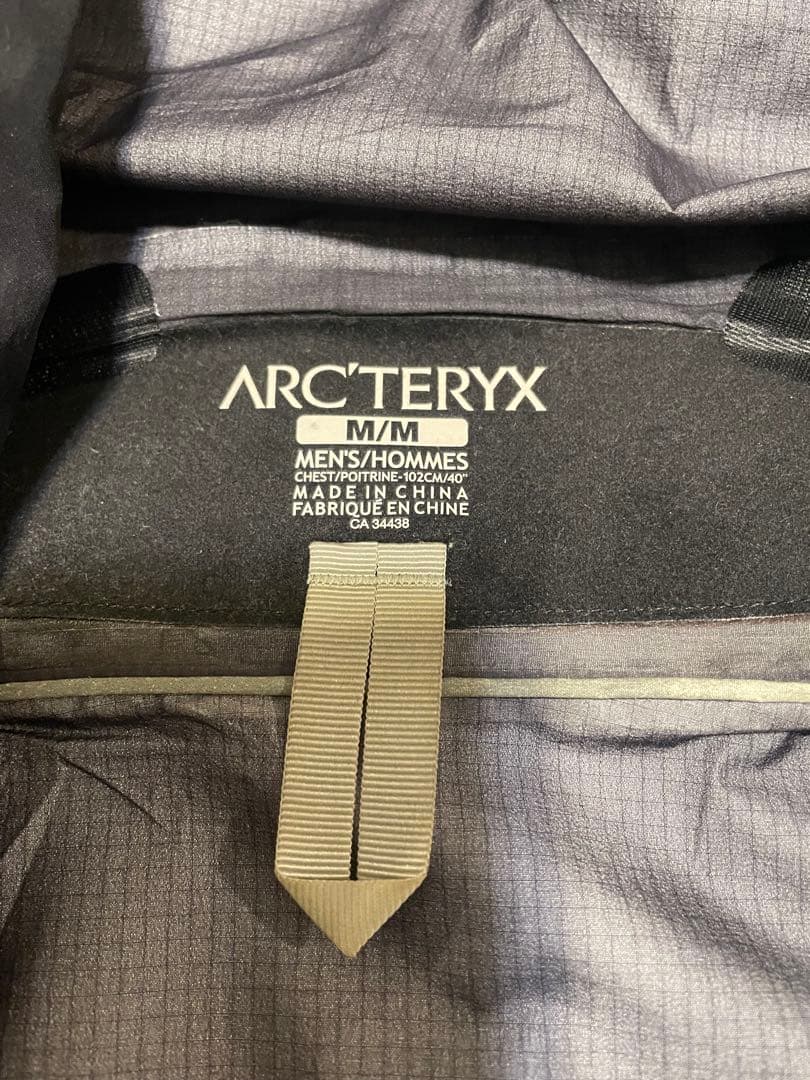 abide 本日お値下げARC'TERYX ブラック マウンテンパーカー