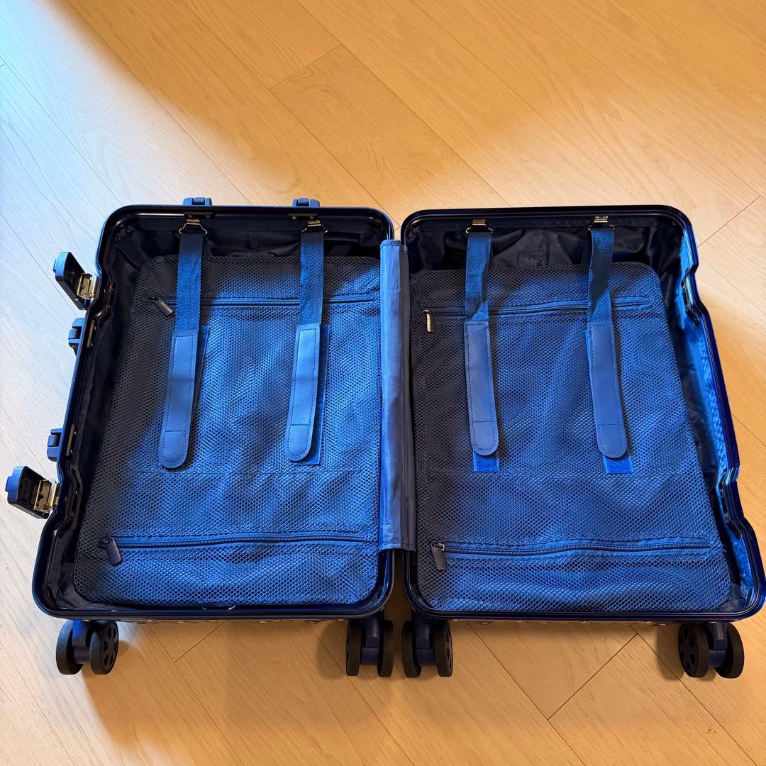 【RIMOWA】リモワ アルミ製 キャリーオンスーツケース（機内持ち込みサイズ）