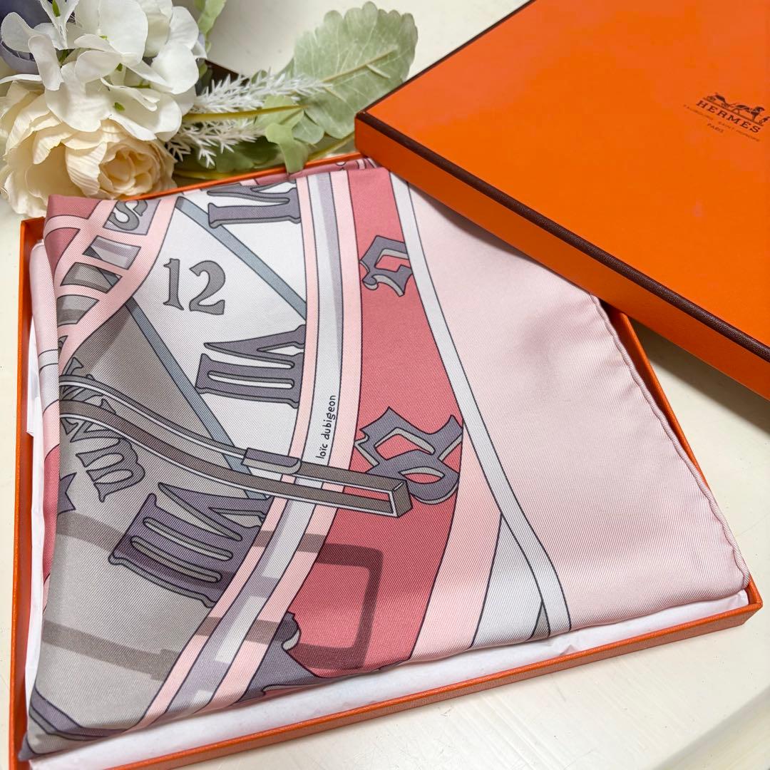 HERMES エルメス スカーフ カレ90 時の仕掛け