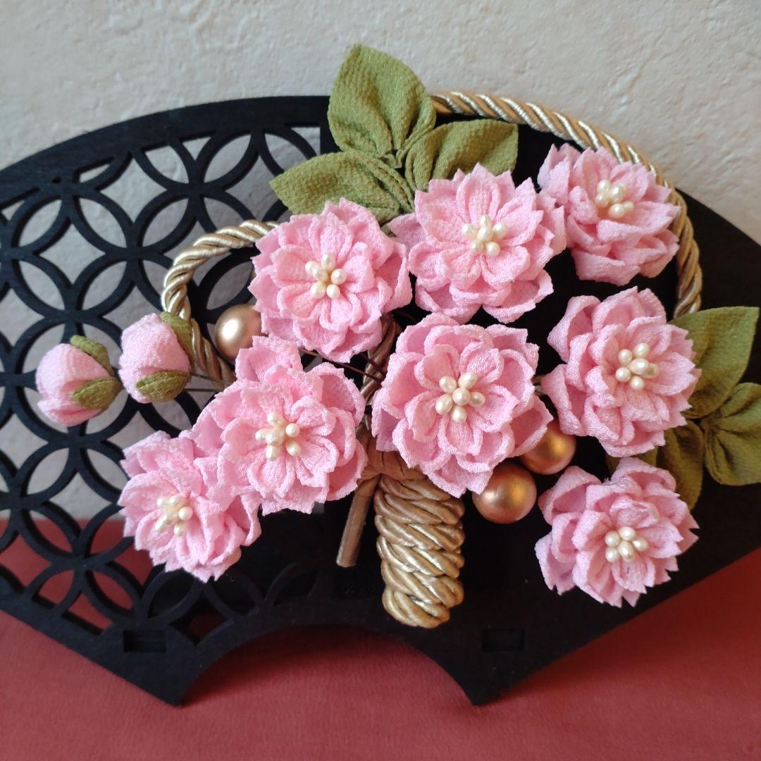 桜飾り　つまみ細工　お花見うさぎ2025　季節飾り　桜うさぎ置き物　春　桜