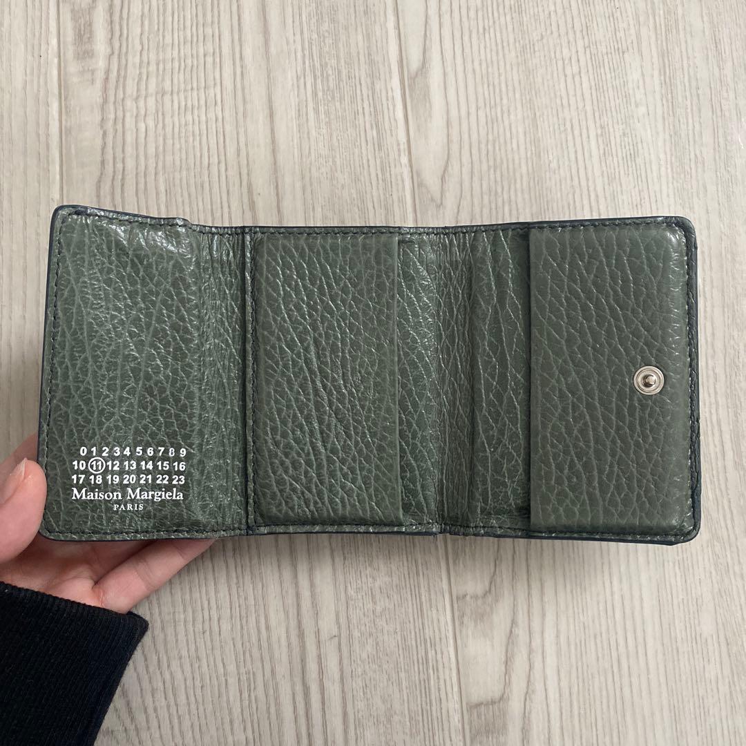 メゾンマルジェラ三つ折り財布