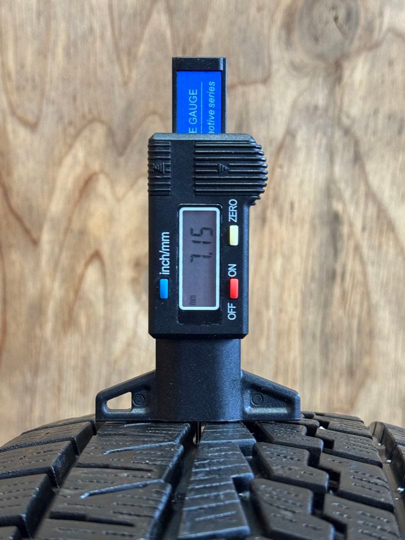 タイヤ・ホイール (485)185/60R15 YOKOHAMA ICE GUARD IG70