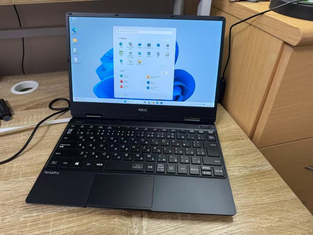 超美品 NEC VersaPro 第八世代i5 Office2021付き