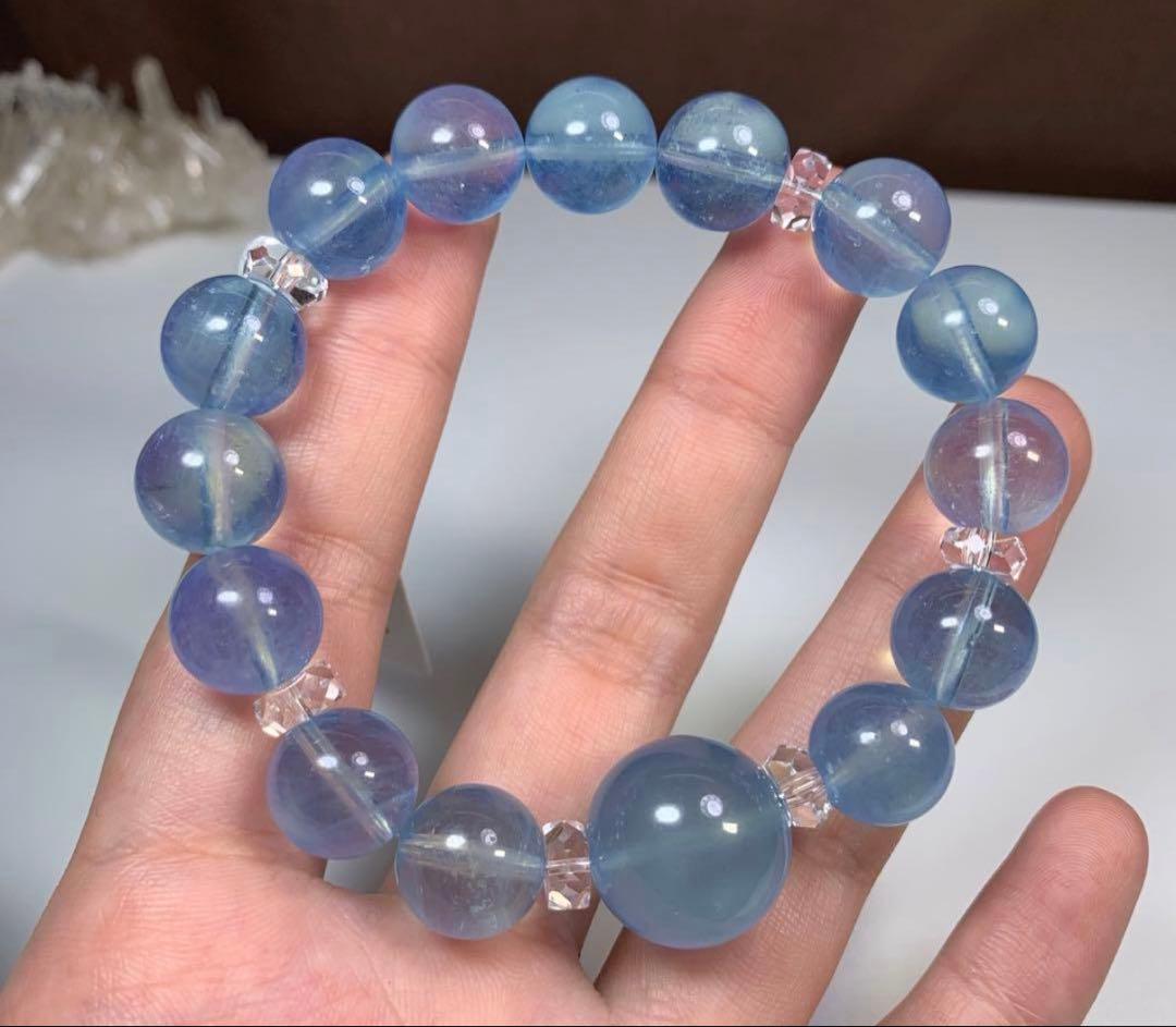 先行SALE☆アクアマリン・デザインブレスレット