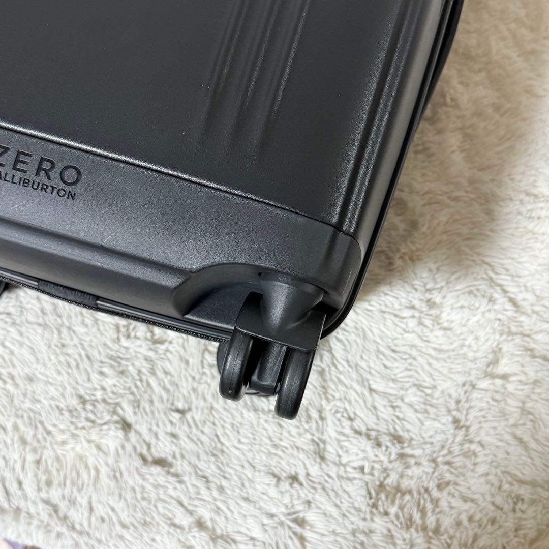⭐️新品未使用⭐️　ゼロハリバートン　EDGE LIGHTWEIGHT　スーツケース