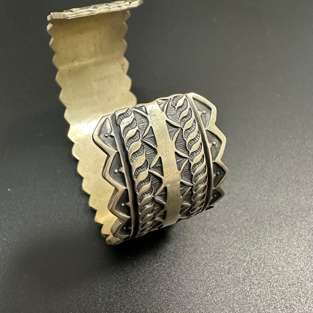 Navajo Gary Reeves スタンプワーク バングル