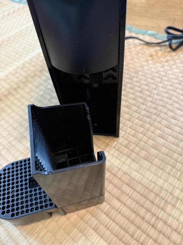 Nespressoのエスプレッソマシン - エッセンサ ミニ