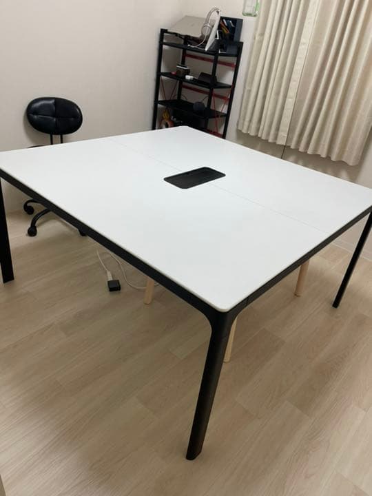 IKEA ミーティングデスク