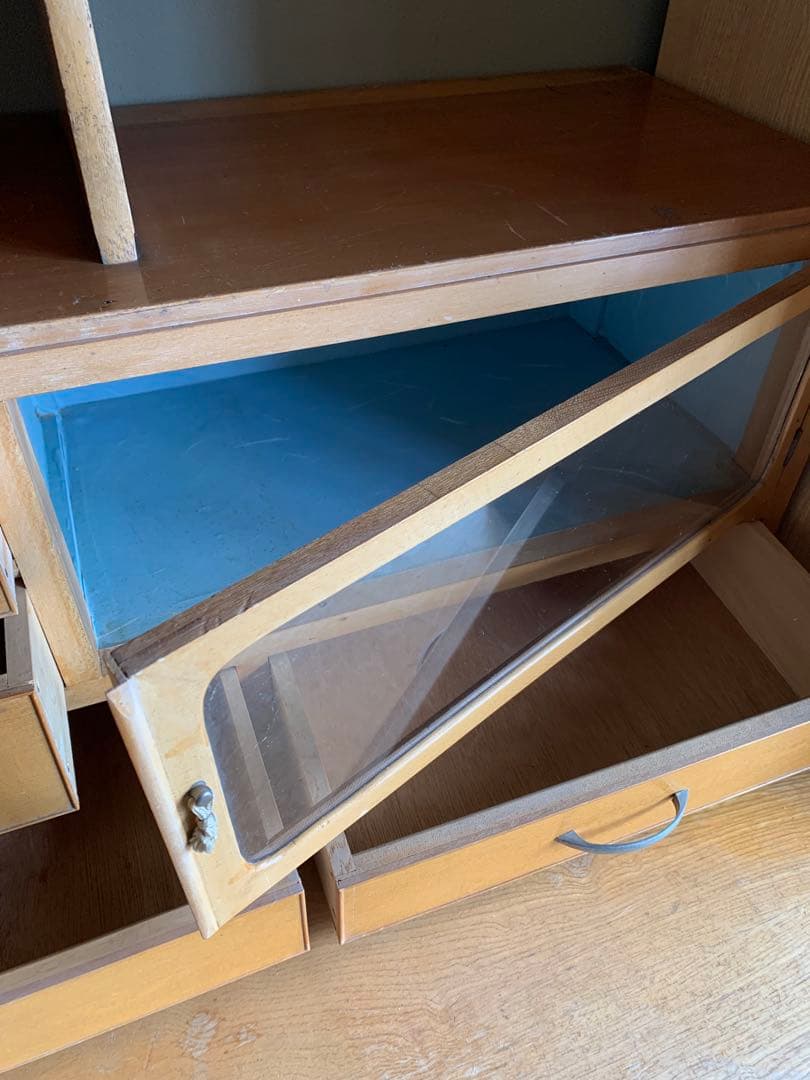 木製収納ラック ガラス扉付き レトロ収納