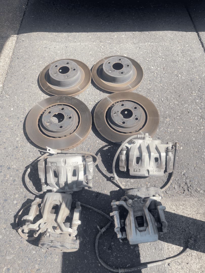 30系後期ヴェルファイア純正　前後キャリパー&ローター左右セットパッド