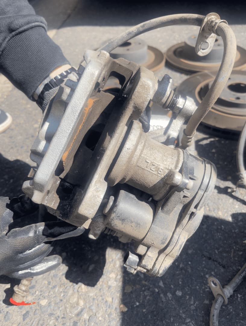 30系後期ヴェルファイア純正　前後キャリパー&ローター左右セットパッド