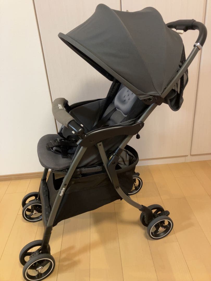 Aprica アップリカ ベビーカー クルリー 軽量 A型 グレー美品