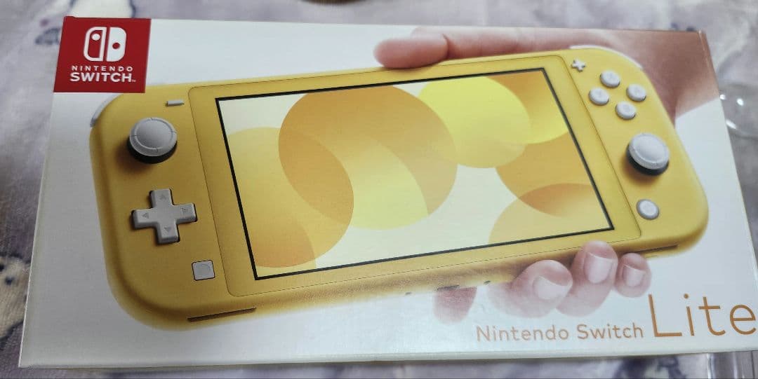 [美品・箱あり完品]Nintendo Switch Lite イエロー