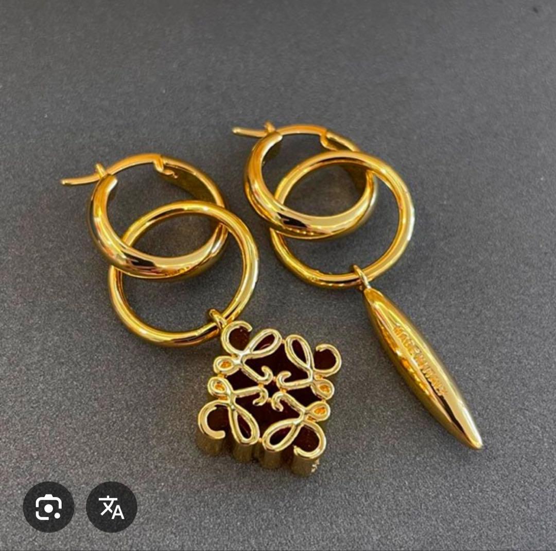 LOEWE ロエベ ピアス ゴールド