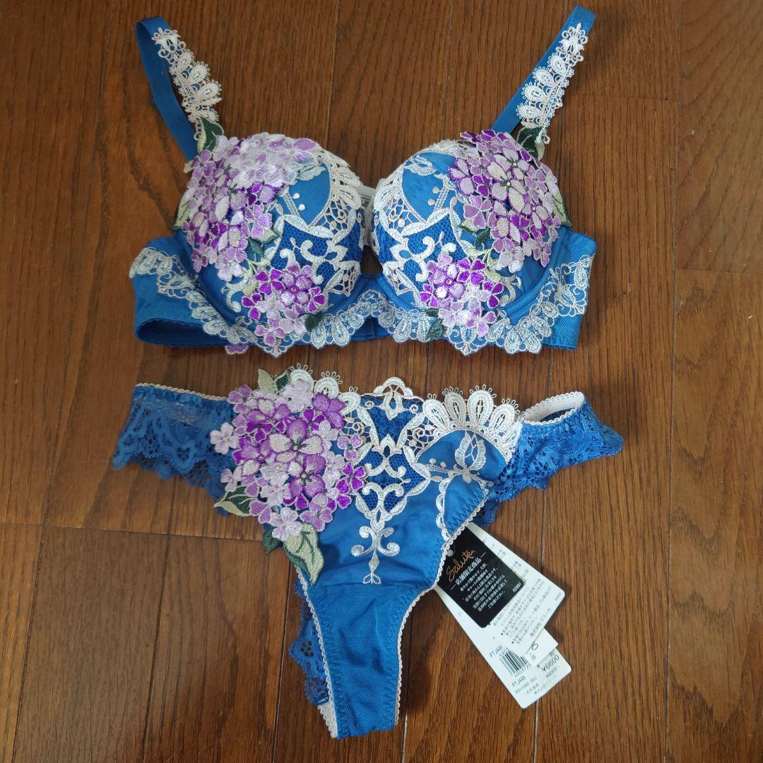 Wacoal　Saluteサルート　 ブラジャーショーツセット D65/M