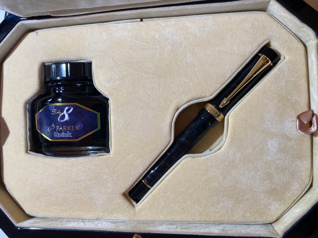 PARKER Duofold Lucky8 万年筆　字幅M