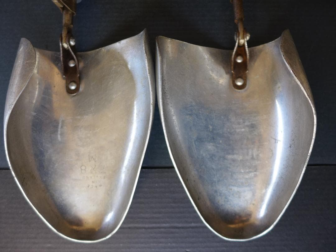 時代物　戦前　古いCHURCH’S シューキーパー　7x8 M 英国製　レトロ