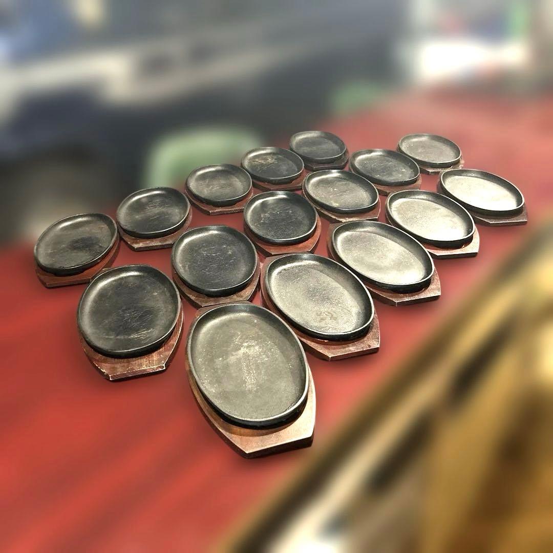 ステーキ等 鉄製皿とオーバルウッドプレート16枚セット バラ売り可能です