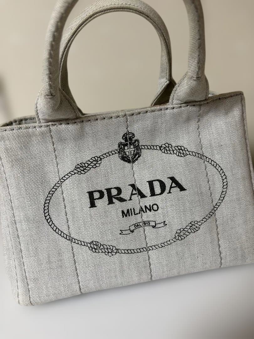 【美品】PRADA プラダ カナパ　トートバック　2way ショルダー　ビアンコ