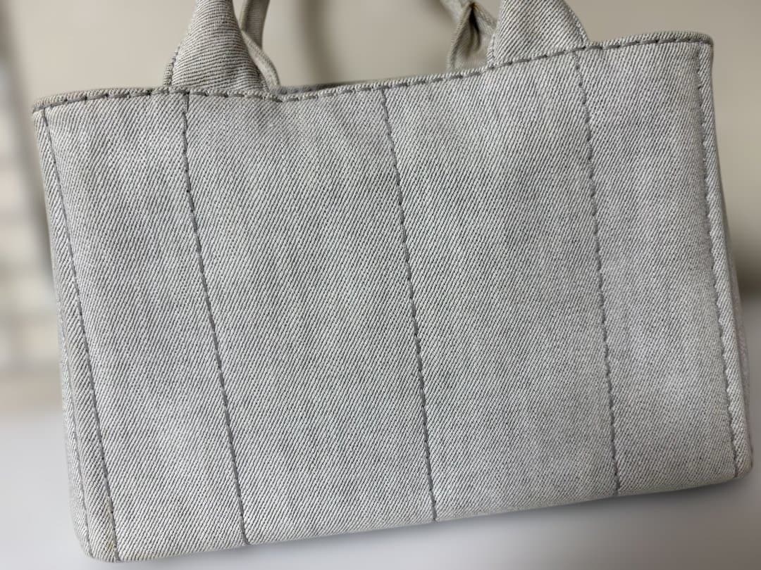 【美品】PRADA プラダ カナパ　トートバック　2way ショルダー　ビアンコ
