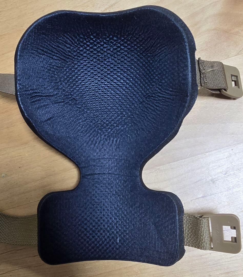 アークテリクス Arc'teryx 膝パッド ニーパッド クロコダイル リーフ