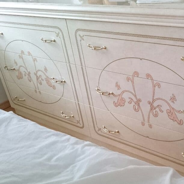 美品　ヨーロピアン家具　収納棚