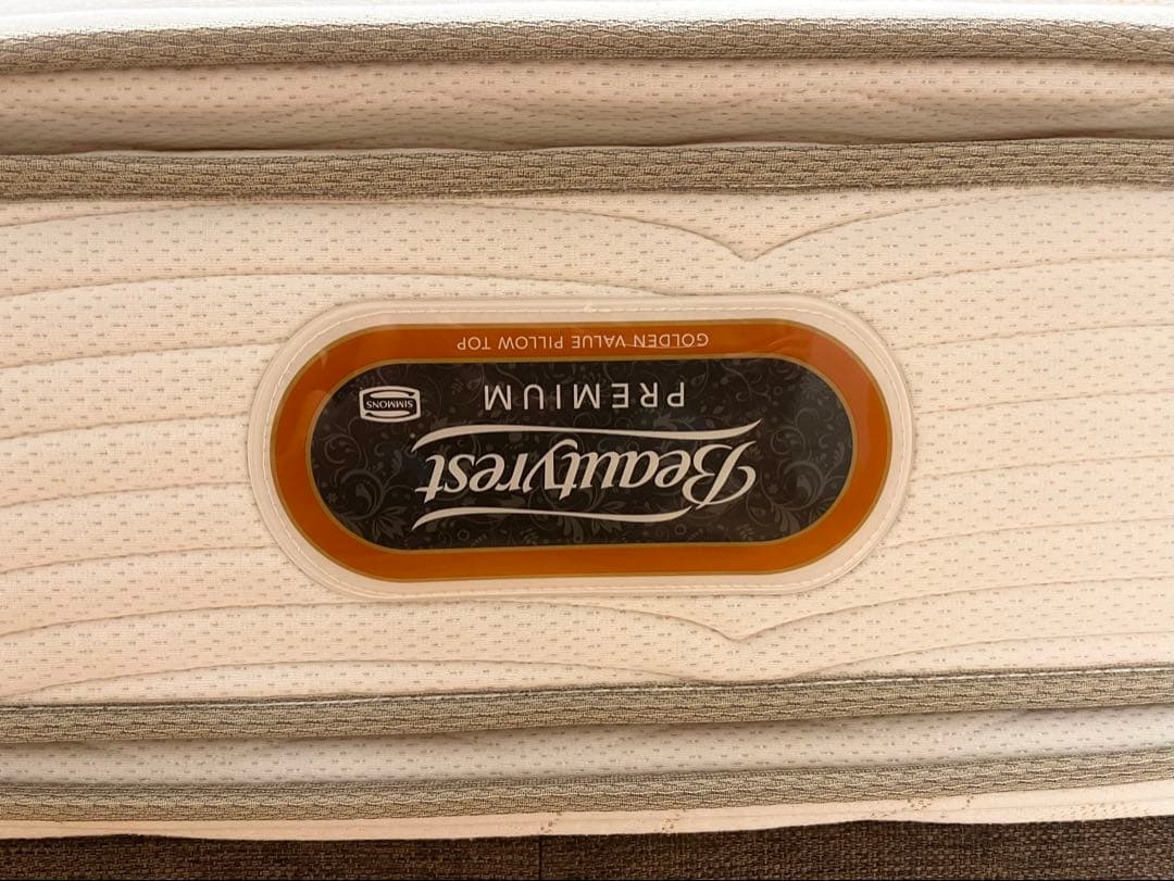 シモンズ ゴールデンバリューピロートップ　ボックススプリング　セミダブル