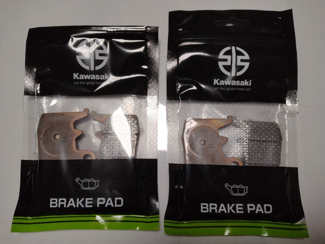 BREMBO M4.32 ブレーキパッド