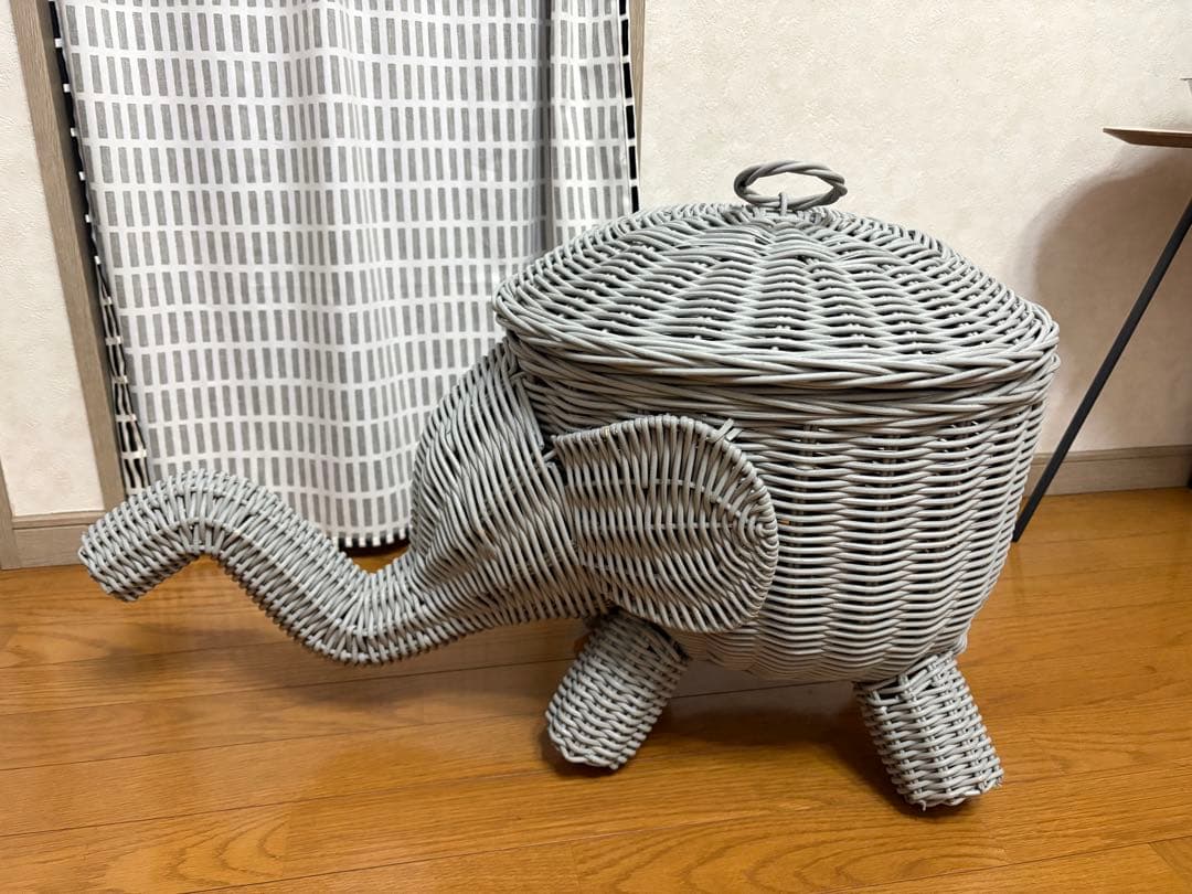 【zara】ゾウのバスケット