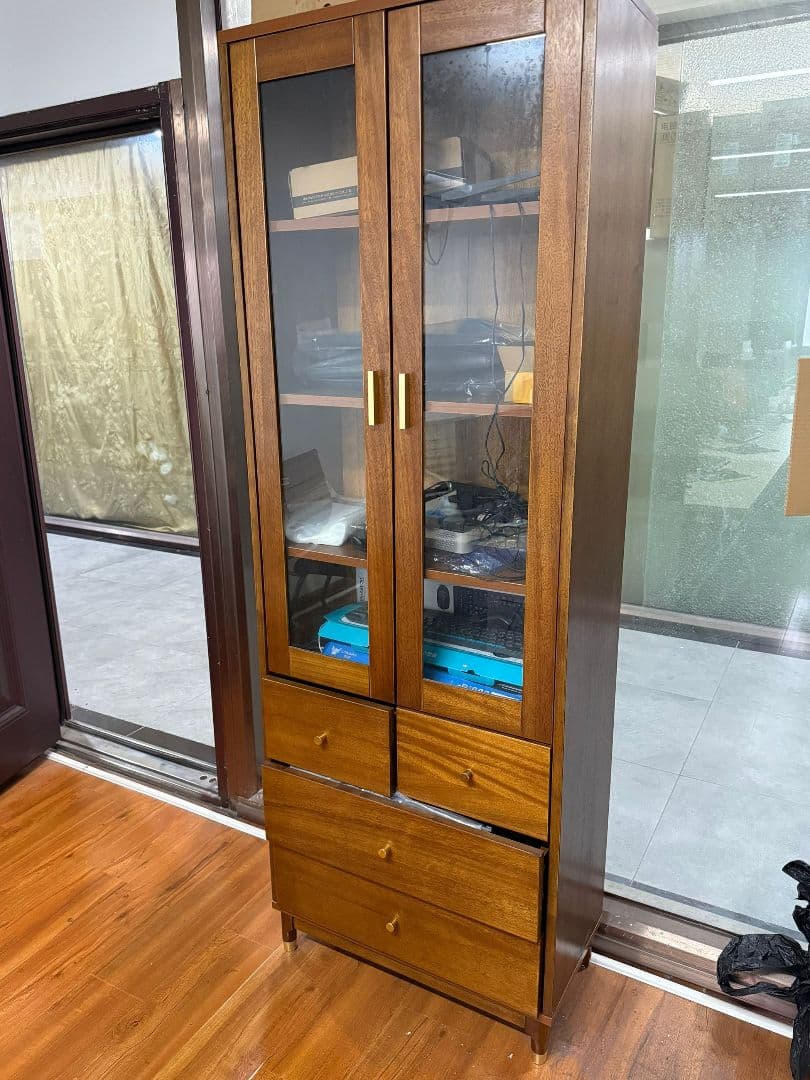 木製ガラス扉収納棚 引き出し付き