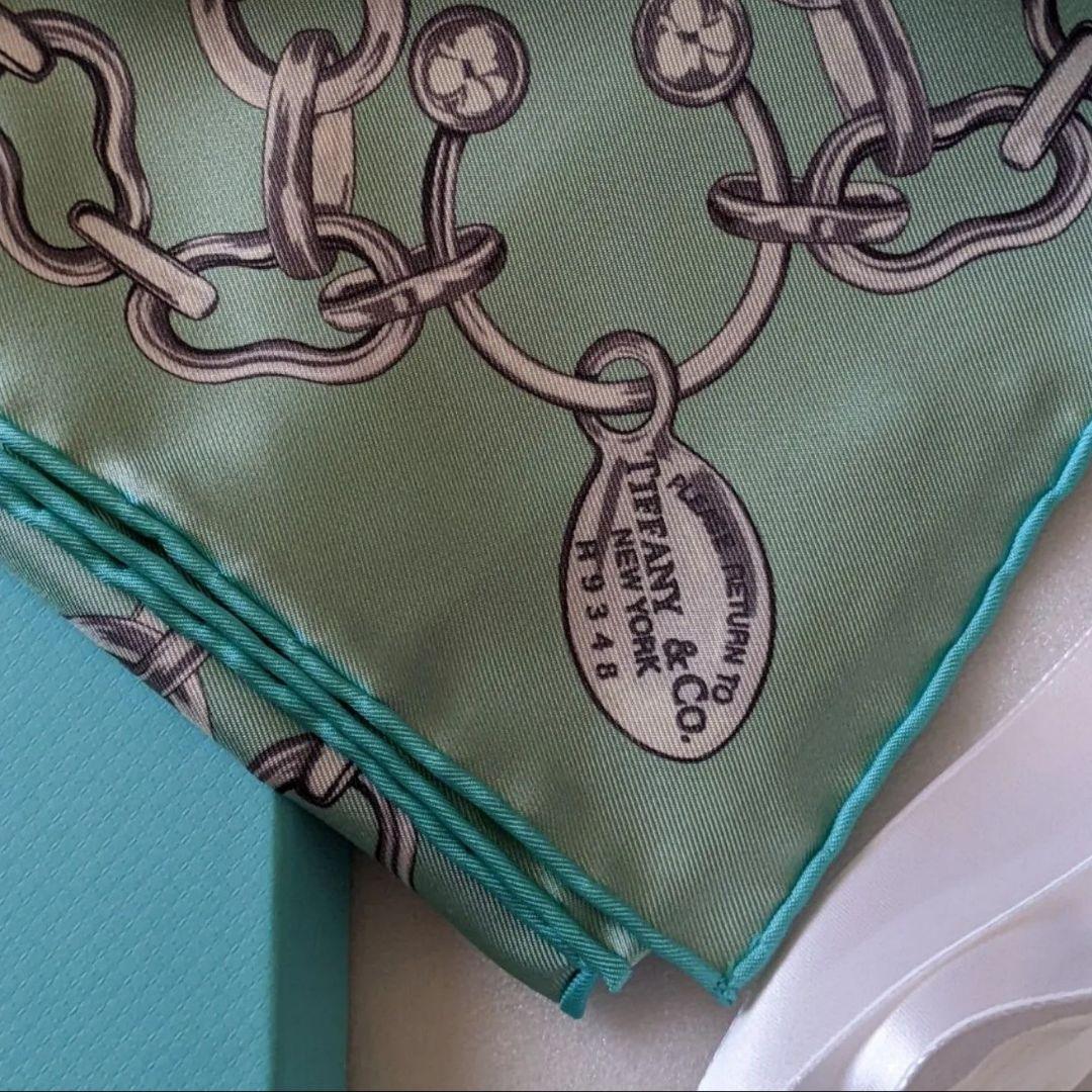 新品未使用リボン付き ティファニー チェーンスクエア スカーフ