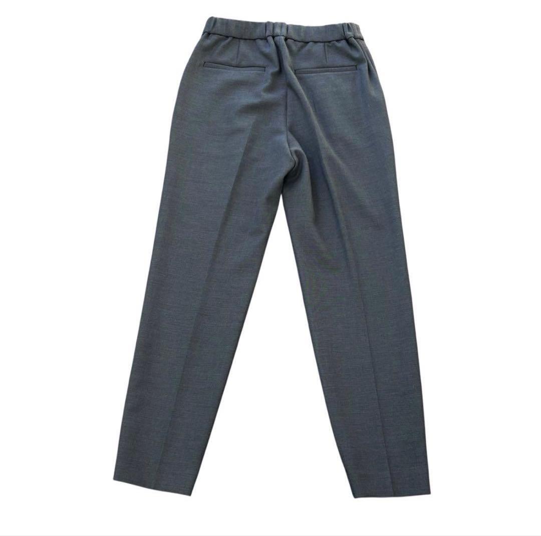 極美品　グリーンレーベル ノーカラー パンツスーツ38 グレー　洗える