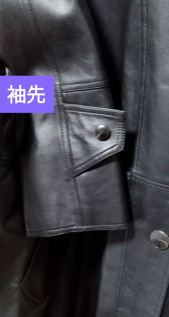 ANNE MARIE BERETTAの高級ラム革コート大きめでゆったり着れます。