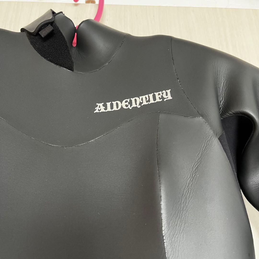 アイデンティファイ　3mm ウェットスーツ