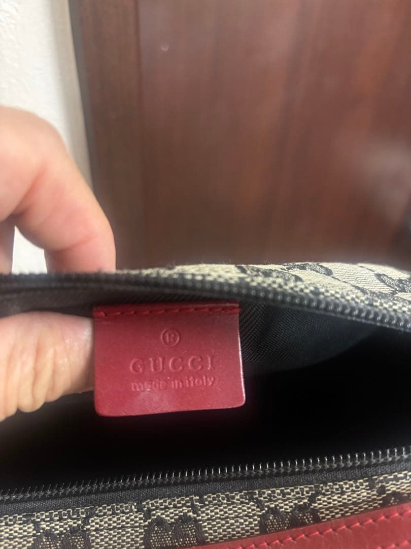 GUCCI アクセサリーポーチ