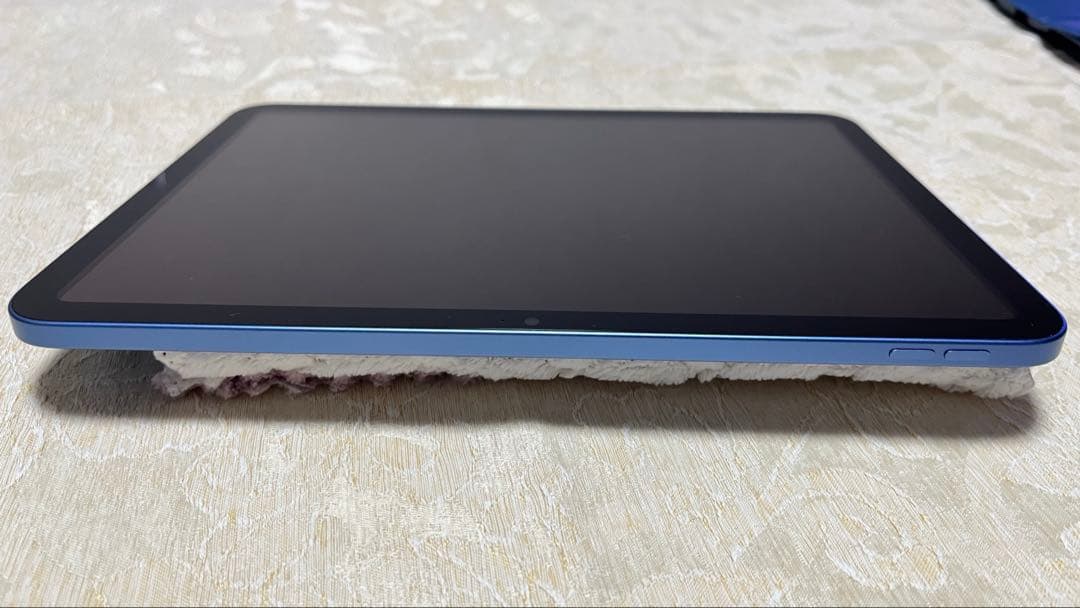 iPad 第10世代 64GB ブルー WiFiモデル