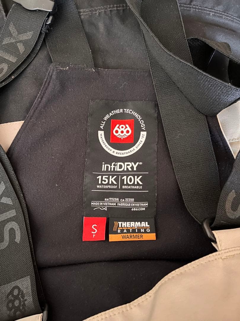 雪*こ様 686 ビブパンツ　スノボウェア