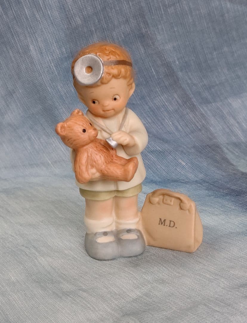 マーベル ルーシー アトウェル \