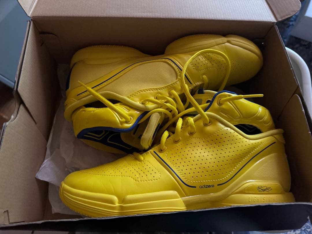 シューズ(男性用) Adizero D Rose1 Restomod