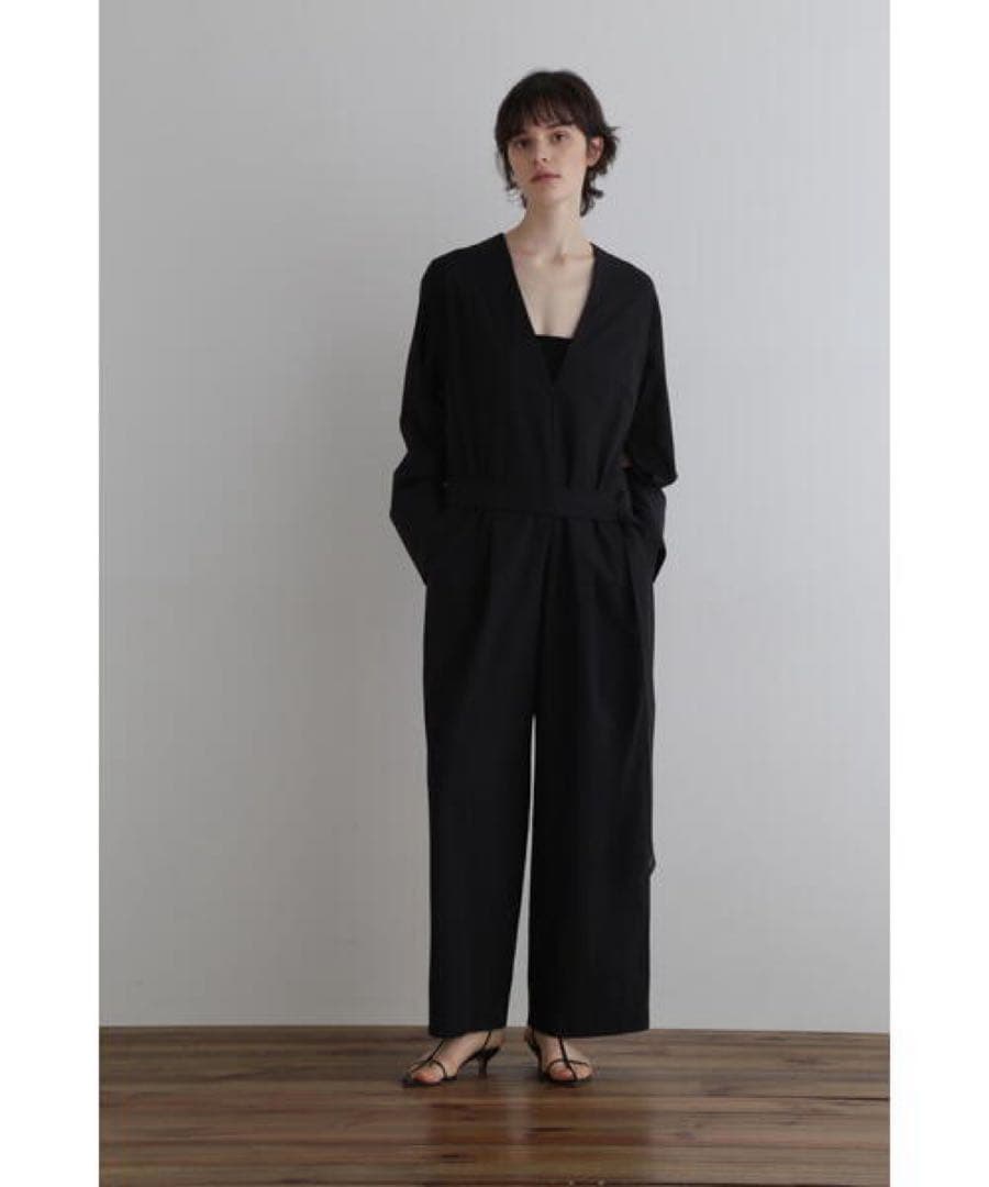 定価46200円 LE PHIL ストレッチジャージーオールインワン 美品