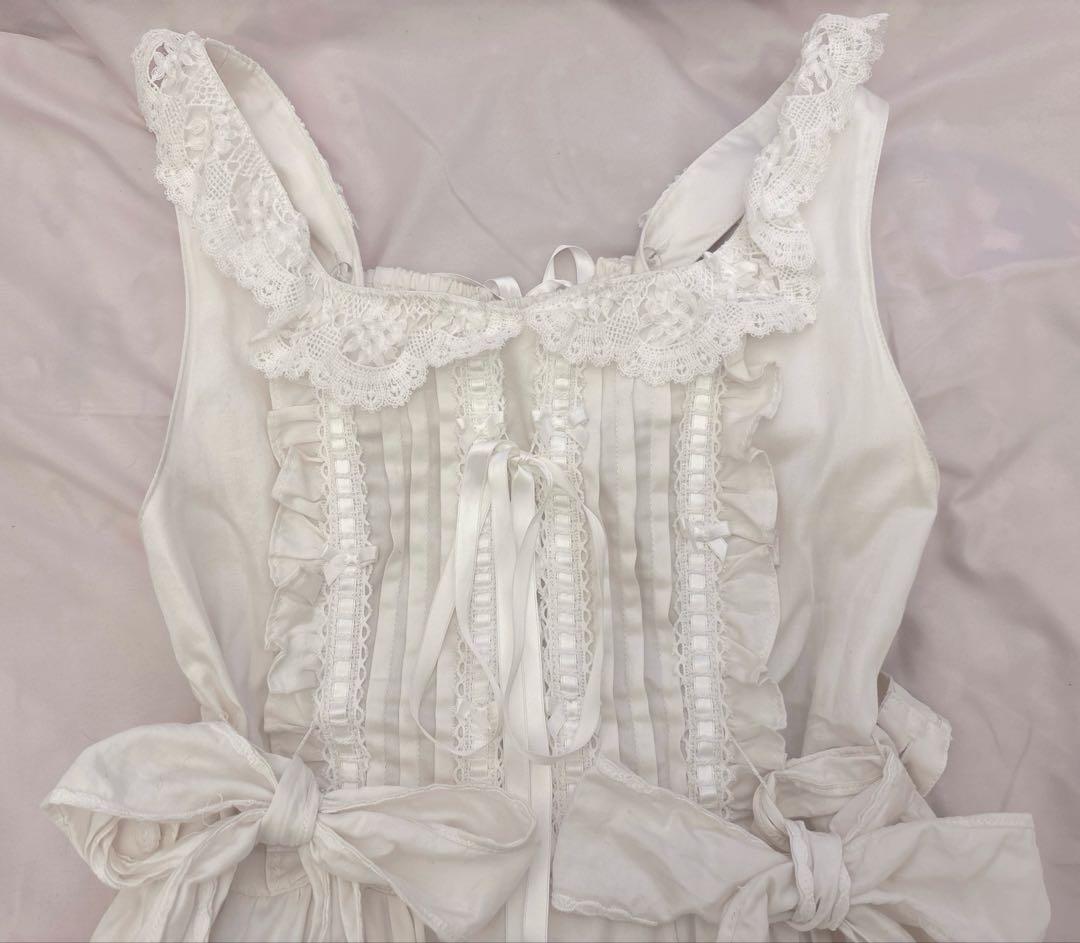 Maison de Petite Rubanジャンパースカート オフ白