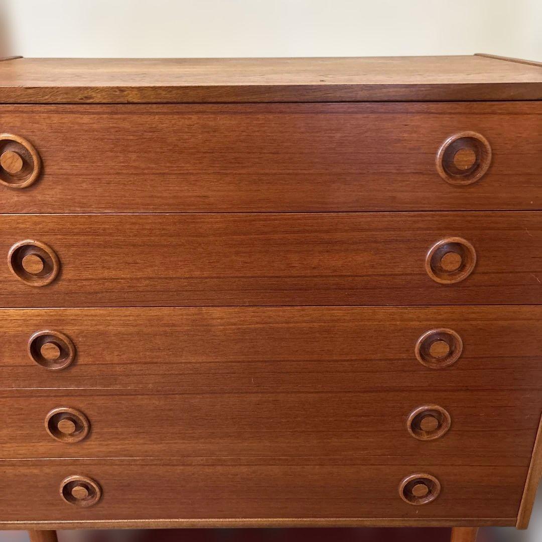 デンマーク製　北欧ヴィンテージ チーク材　5段チェスト