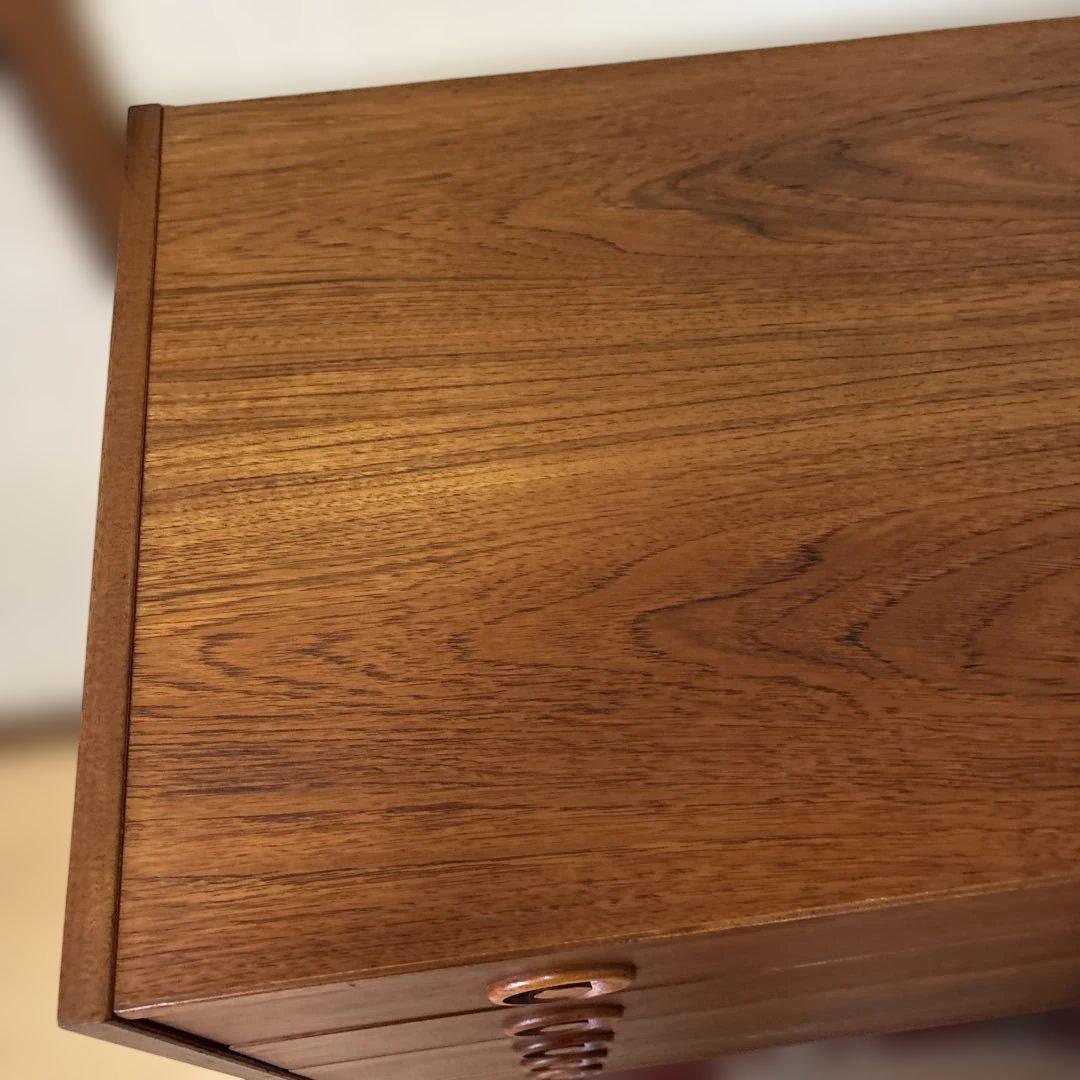 デンマーク製　北欧ヴィンテージ チーク材　5段チェスト