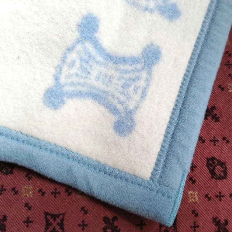 セリーヌ　マカダム　ピュアニューウール毛布 　新毛100％　ペア２枚　状態要確認